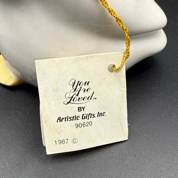 Vintage porcelain ceramic Duck with Santa Hat 1987 - Picture 2 of 4